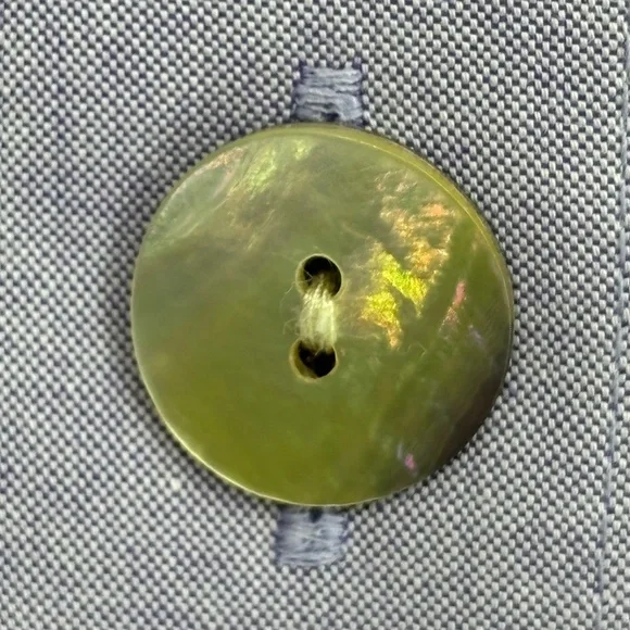 Foxcroft Womens Sz 4 Fitted Button Front Shirt Purple 3/4 Sleeve Non-Iron Cotton - Picture 3 of 8